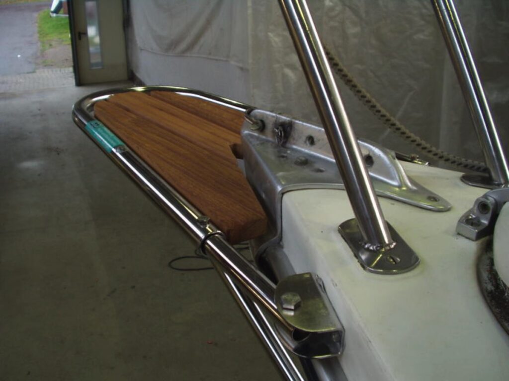 Bugtritt Sunbeam 22 Montage