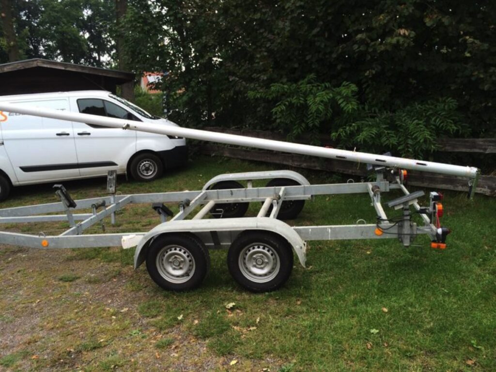 Mast Sportina 700