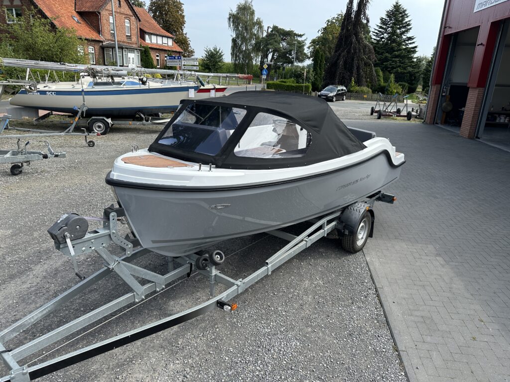 Elektroboot Corsiva 505 New Age
