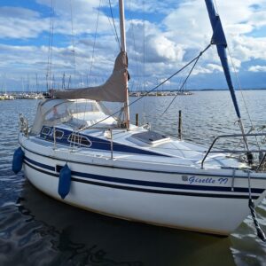 Pegaz 737 Segelyacht mit Diesel- und Elektroantrieb